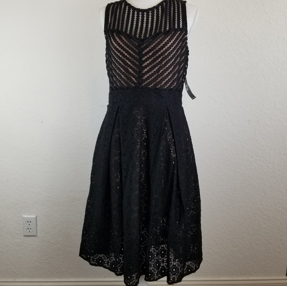 NY&co black laced lined midi dress with pockets